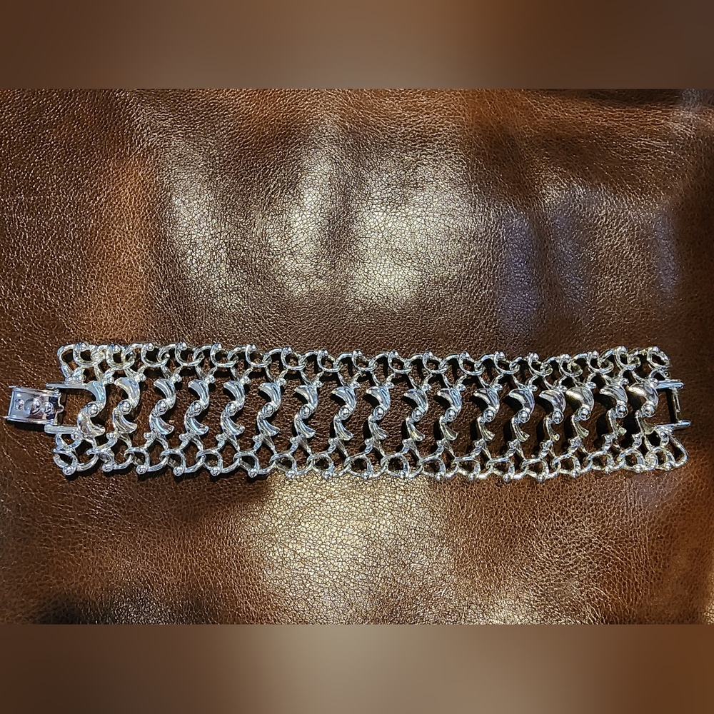 Sarah Coventry Silver Chain-Link Bracelet